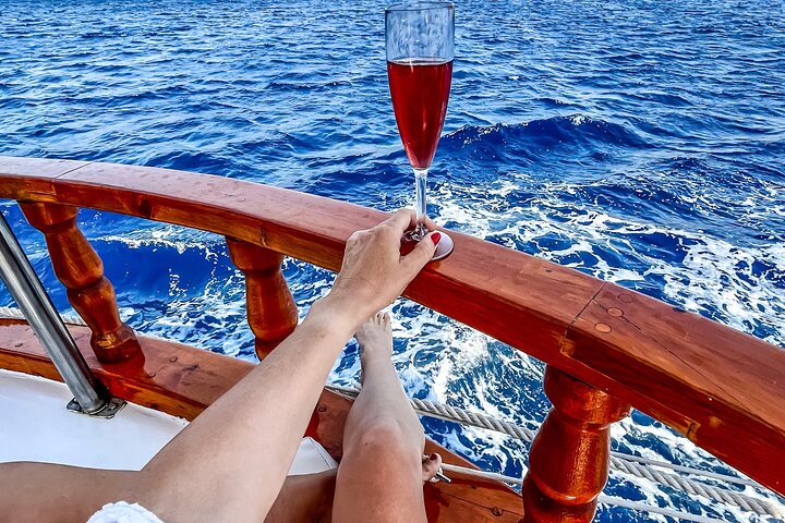Rhodes Day Cruise (with lunch & unlimited drinks) 5,5 Hours