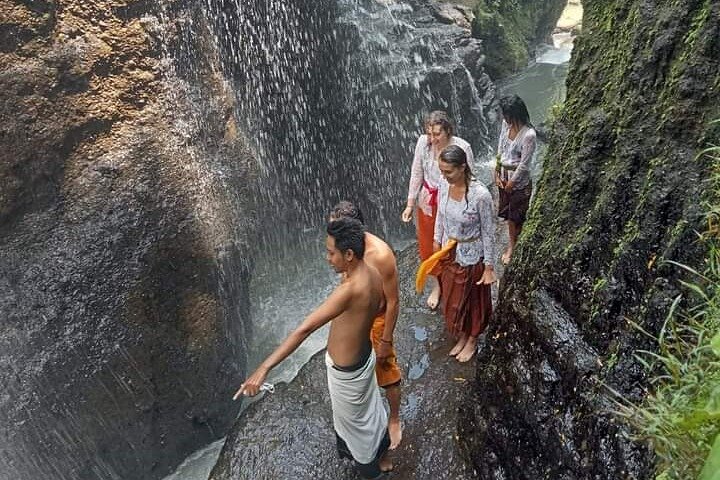 natural holy waterfalls healing tour.