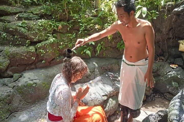 natural holy waterfalls healing tour.