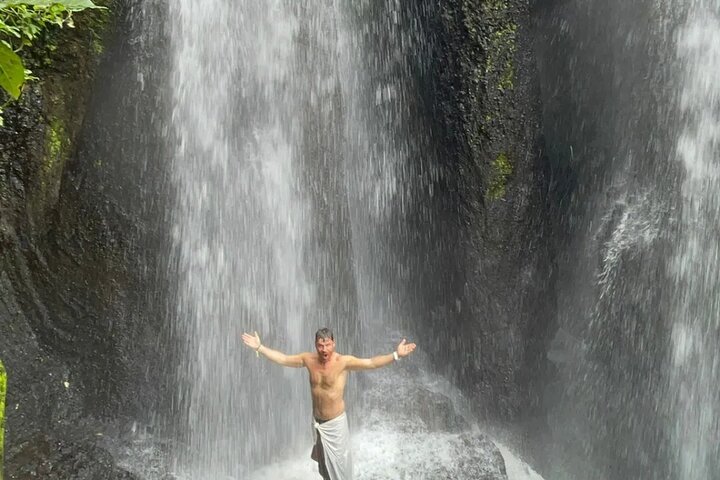 natural holy waterfalls healing tour.
