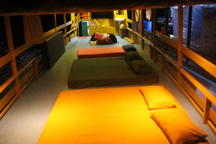 Orangutan Safari Kelotok Houseboat 3 Days 2 Nights Private