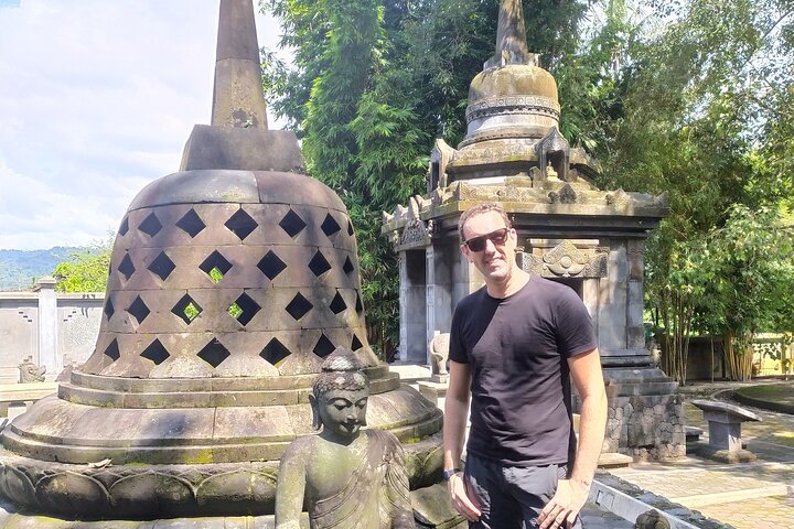 Borobudur Sunrise from setumbu Hill , Merapi Volcano & Prambanan Full Day Tour