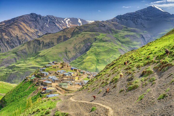 Guba, Candy Cane mountain, Khinaliq village with HOMEMADE lunch