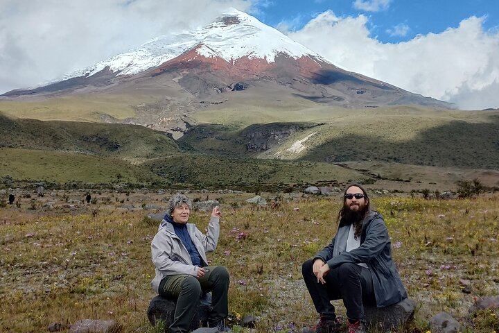 Strenuously Cotopaxi Volcano and birding by the lagoon