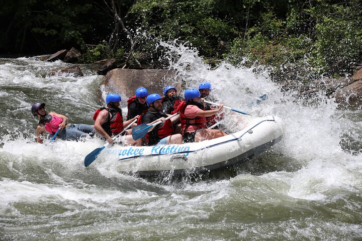 Ocoee River Middle Whitewater Rafting Trip (Most Popular Tour)