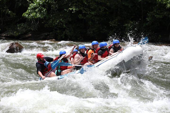 Ocoee River Middle Whitewater Rafting Trip (Most Popular Tour)
