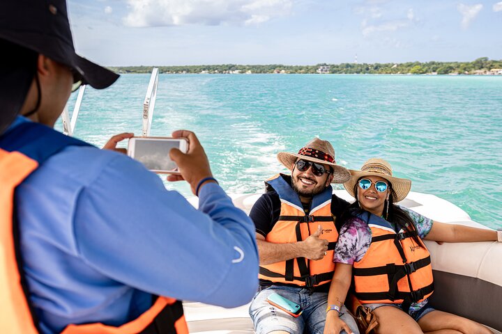 Bacalar: Lake of Seven Colors Pontoon Tour