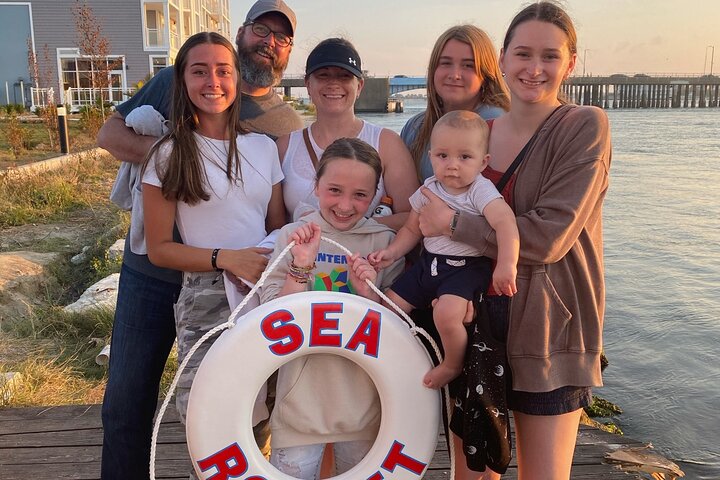EARLY BIRD SPECIAL: Speed Boat & Dolphin Cruise in Ocean City, MD