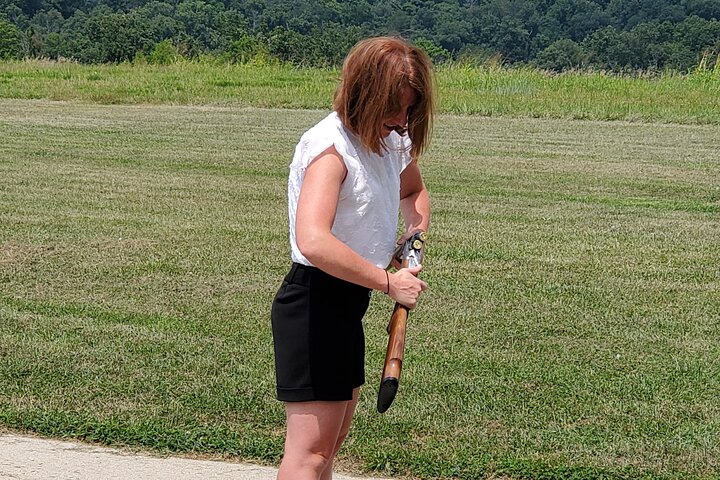 Full-Day Lexington Farm Tour with Clay Pigeon Shooting