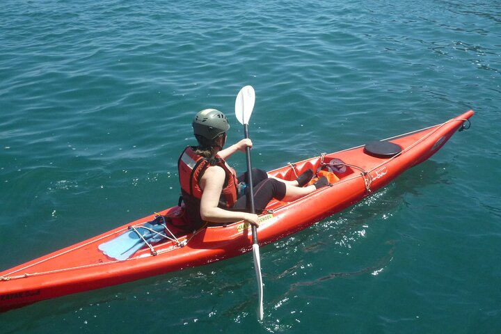 Private Tour explore Vulcano Island by Kayak & Coasteering