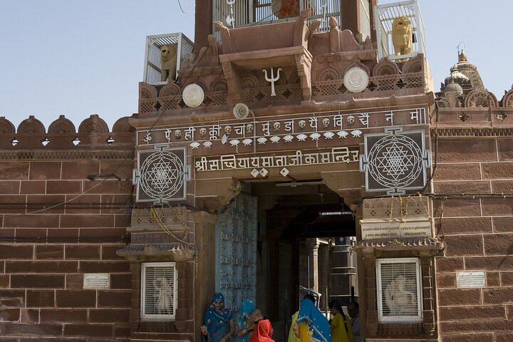 Drop Jodhpur from Jaisalmer With Visit Khichan and Osian