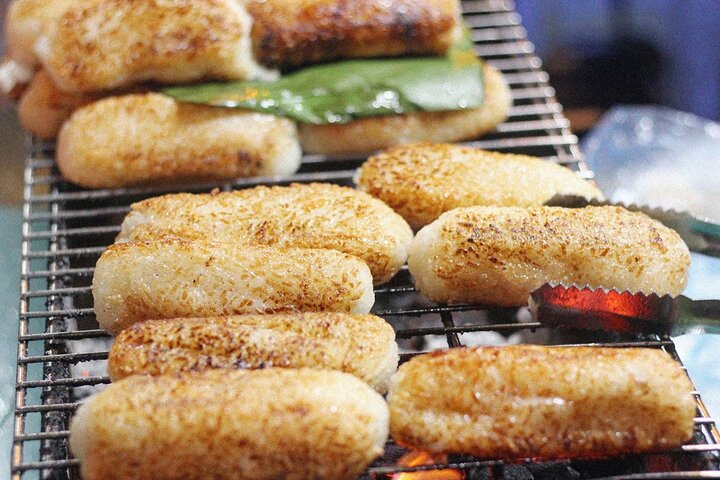 Premium Food Tour Ho Chi Minh City By Motorbike |Saigon Adventure