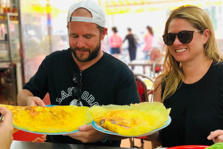 Premium Food Tour Ho Chi Minh City By Motorbike |Saigon Adventure