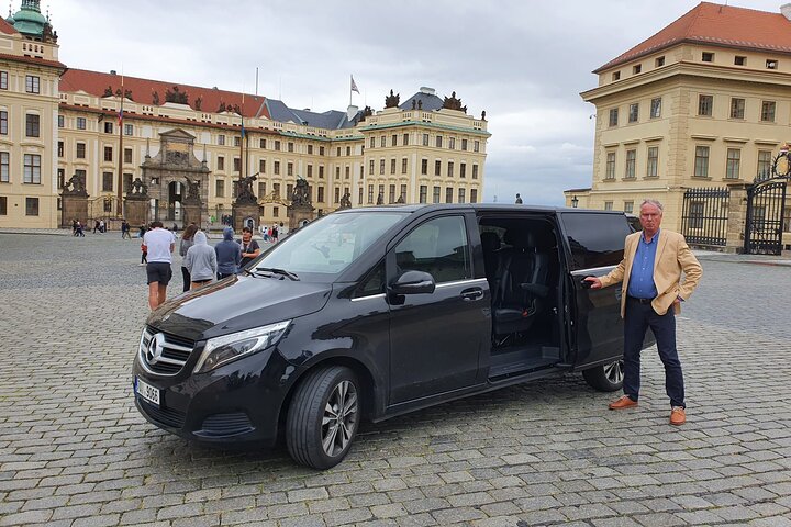 Discover Prague Private Tour - 3 hours
