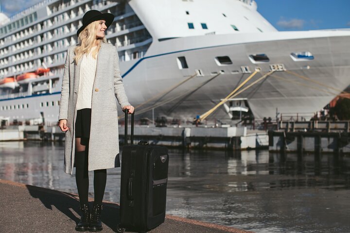 Private All-in-One Hamburg Shore Trip from Kiel Port for Cruise Ship Passengers