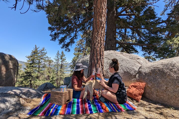 Big Bear Lake Jeep Tour with Light Lunch