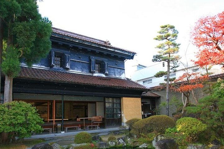 Kitakata Full-Day Private Tour with Government-Licensed Guide