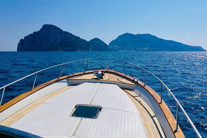 Half Day Private Boat Tour of Capri