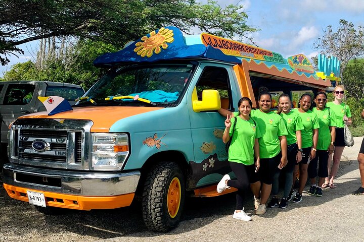 Luc’s Private Group Bonaire Open Bus Tour