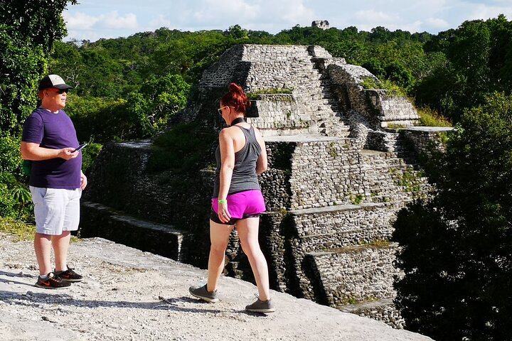 Yaxha Archaeological Focus Day Tour with Monkeys Spotting