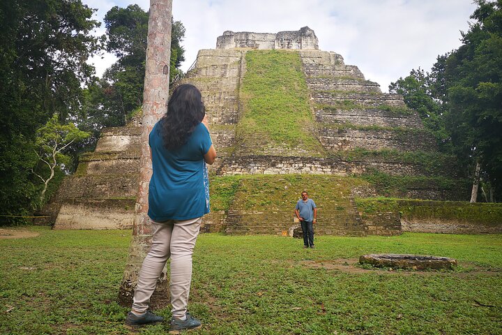 Yaxha Archaeological Focus Day Tour with Monkeys Spotting