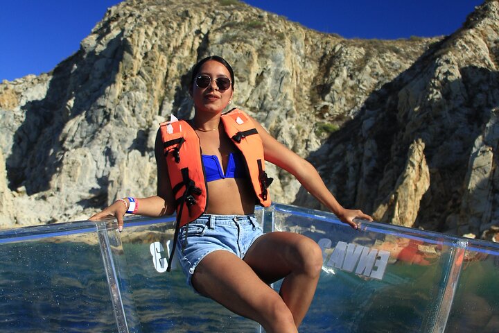 Cabo Clear Boat Tour to the Arch: Hotel Pickup Available