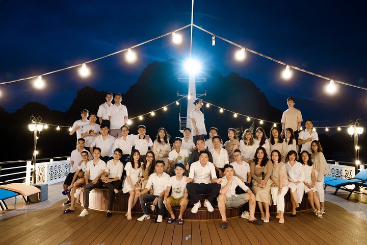 Top Tier: Overnight Ha Long Bay Cruise 5-Star, Balcony Cabin-2D1N