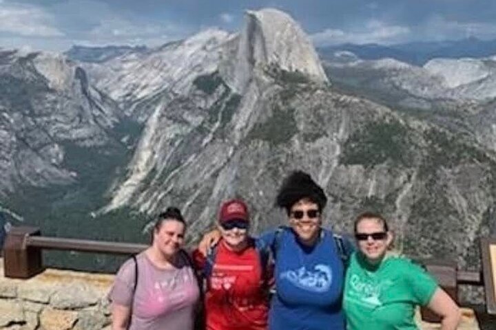 Semi Private Yosemite Valley Tour with Hotel Pick Up and Lunch