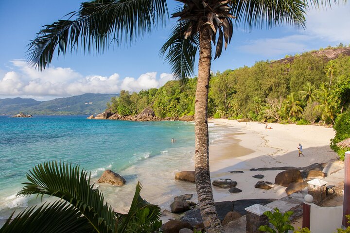 Beautiful island tour 5-6 hours | Mahé, Seychelles | Private Tour