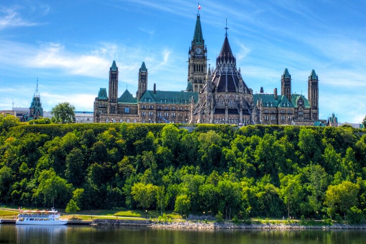 Ottawa Boat Cruise - Paul's Boat Line
