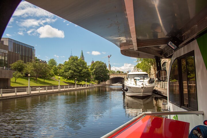 Ottawa Boat Cruise - Rideau Canal Cruise