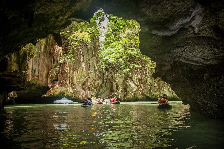James Bond, Panyee, Hong & Naka Island Speedboat Tour from Phuket