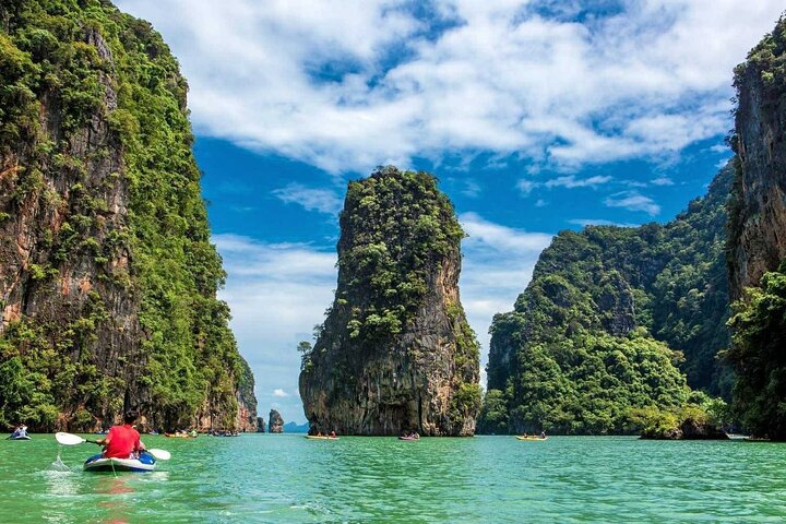 James Bond, Panyee, Hong & Naka Island Speedboat Tour from Phuket