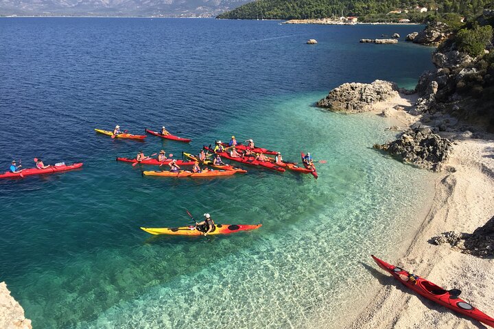 Lefkada Kayak : Explore Blue Cave with a Taste of Greece