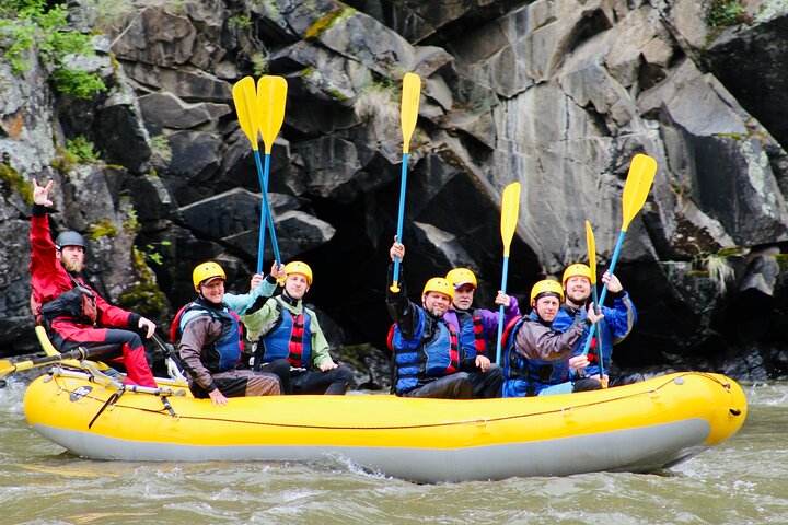 Full-Day Whitewater Rafting Trip on Salmon River with Lunch