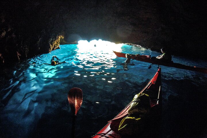 Full-Day Sea Kayaking Tour in Lefkada