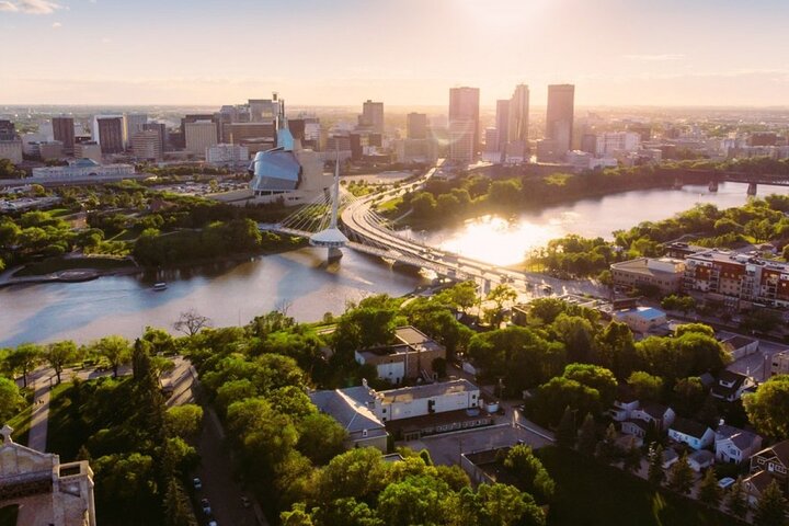 Private City Tour in Winnipeg