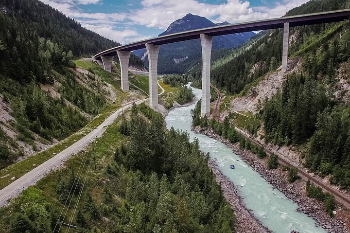 Whitewater Rafting Adventure | Kicking Horse River