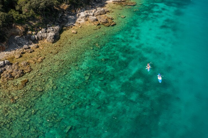 Rovinj kayak tour with drinks and snorkeling