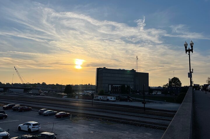 Downtown Knoxville Hidden Tour w/ Ice Cream, Coffee & Tennessee River Gems
