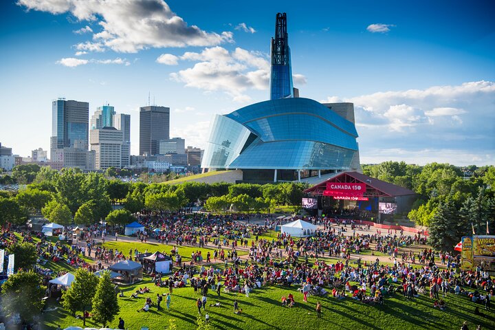 Private City Tour in Winnipeg