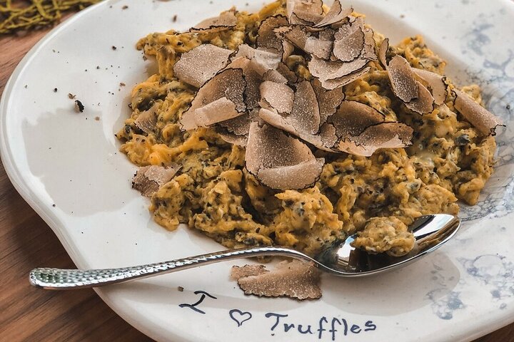 Truffle hunting & cooking tour