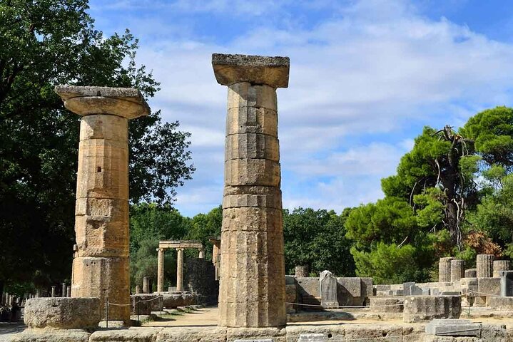 Private Katakolon Excursion to Ancient Olympia, Winery and Beach
