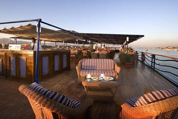 Unforgettable Egypt Nile Cruise with Abu Simbel & Balloon Ride