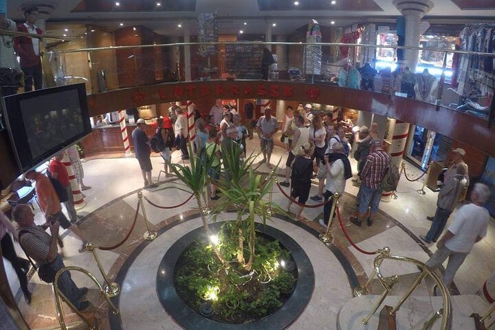 Unforgettable Egypt Nile Cruise with Abu Simbel & Balloon Ride