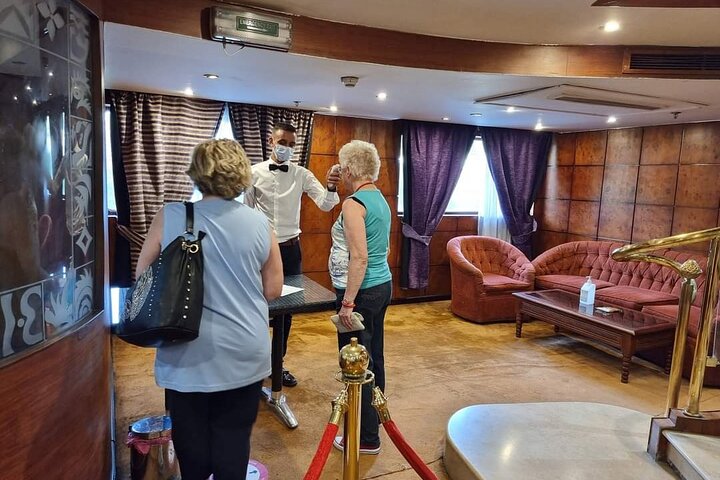 Unforgettable Egypt Nile Cruise with Abu Simbel & Balloon Ride