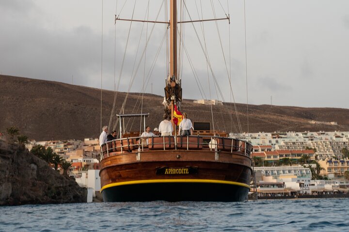 Fuerteventura: Aphrodite Exclusive Gulet with Food and Drinks