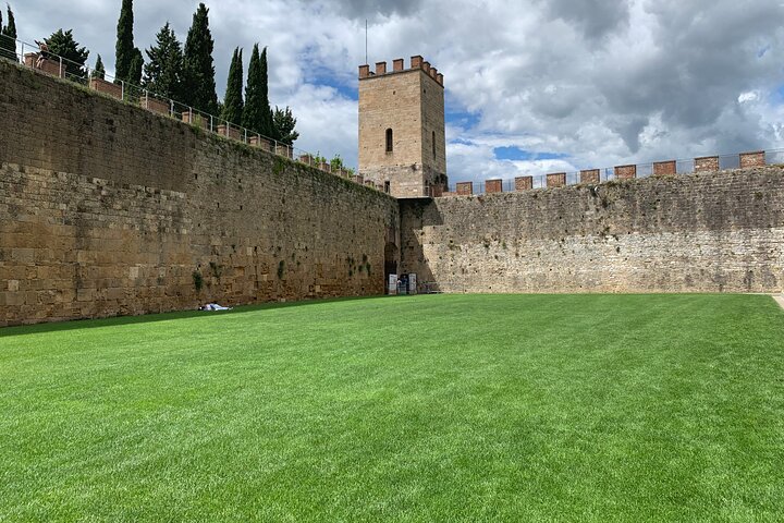 From La Spezia to Pisa with optional Leaning Tower Ticket