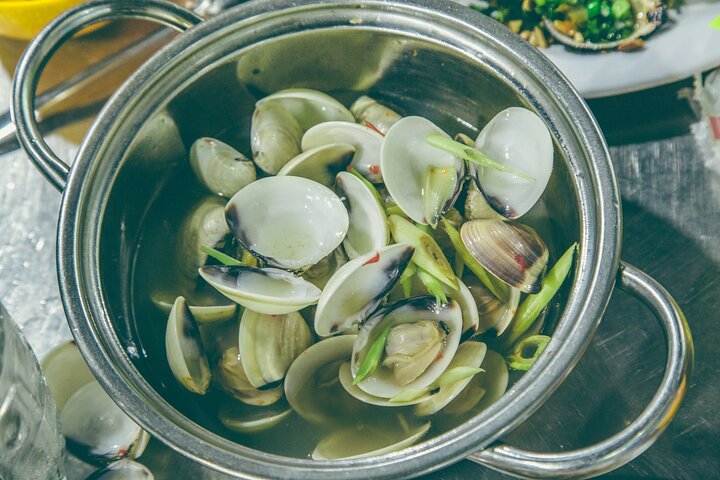 Premium Food Tour Ho Chi Minh City By Motorbike |Saigon Adventure