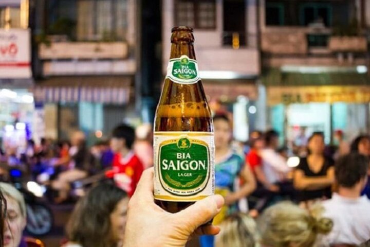 Premium Food Tour Ho Chi Minh City By Motorbike |Saigon Adventure